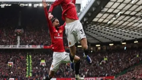 邝兆镭中超首秀后，入选国足，专家推荐质合分析期号展望